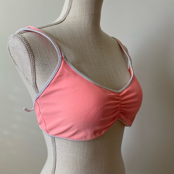 Aerie Bikini Top Pink and White - Picture 3 of 10